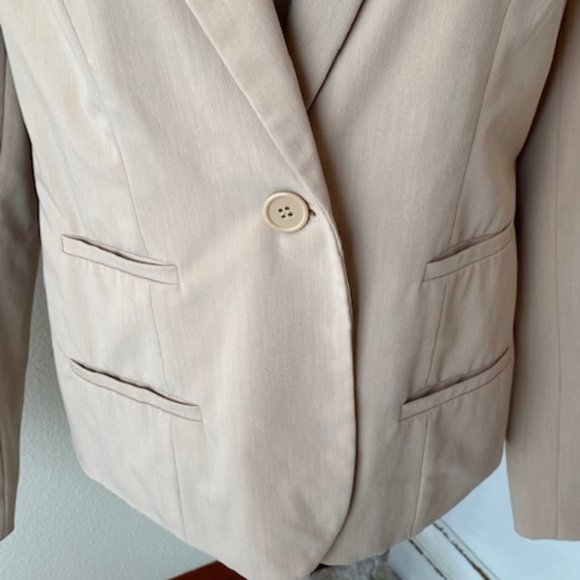 Apostrophe Tan Blazer - Size 10 - Picture 3 of 9